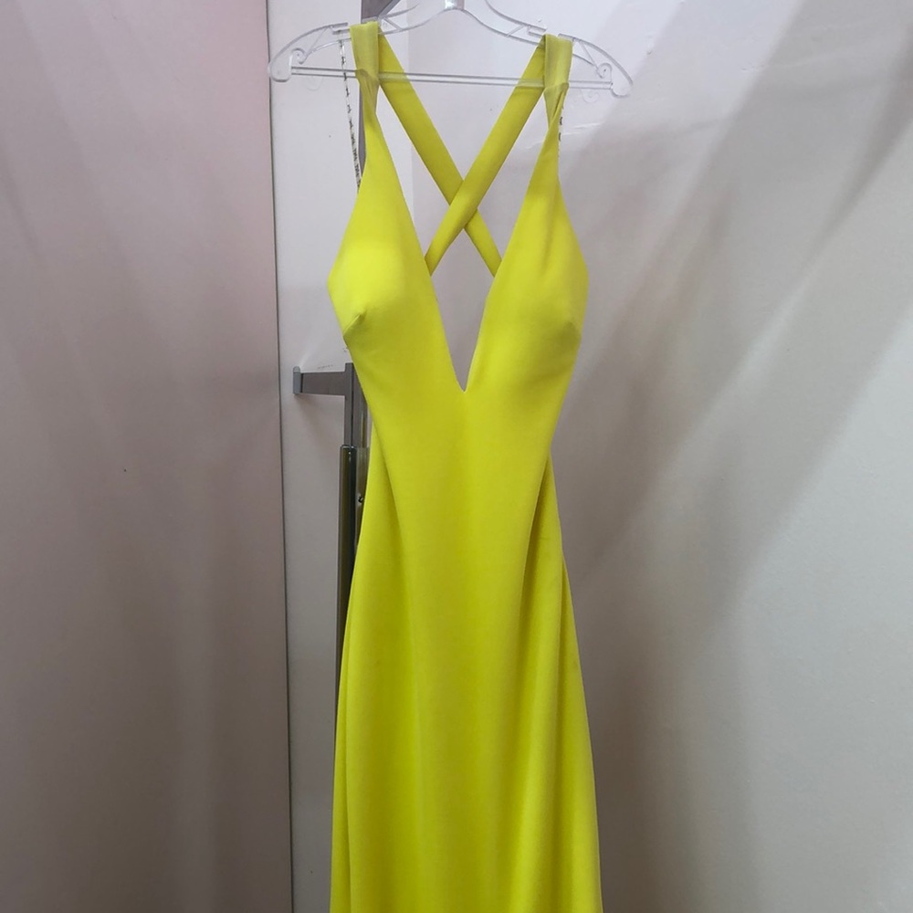 NWT YELLOW JERSEY DRESS
